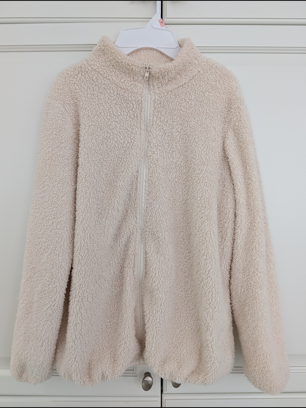 2/$25 Cream Sherpa Fleece Zip-Up Sweater – Kids Size 160 (14–16)